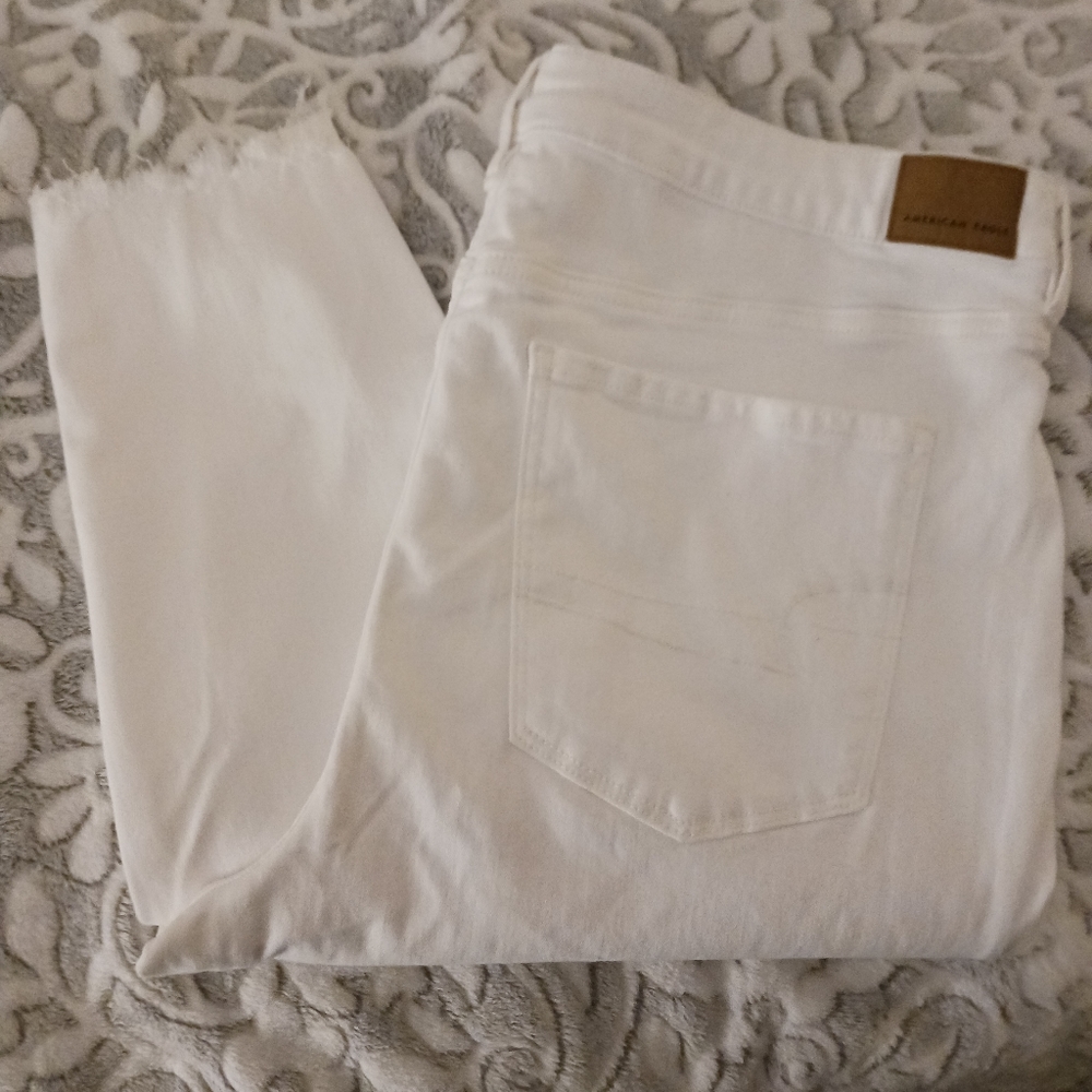 American Eagle Size 20 White Jeans
